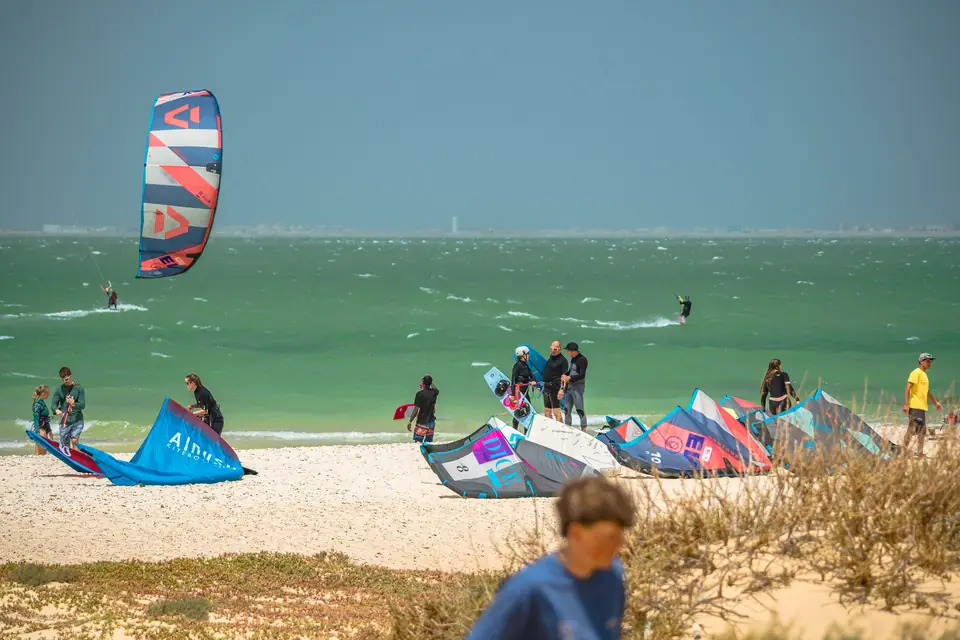 Kite camp à Dakhla : comment choisir son hôtel kitesurf