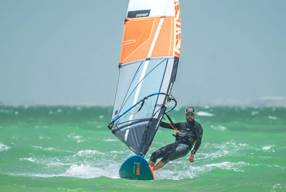 Rachid Roussafi, le waterman de Dakhla